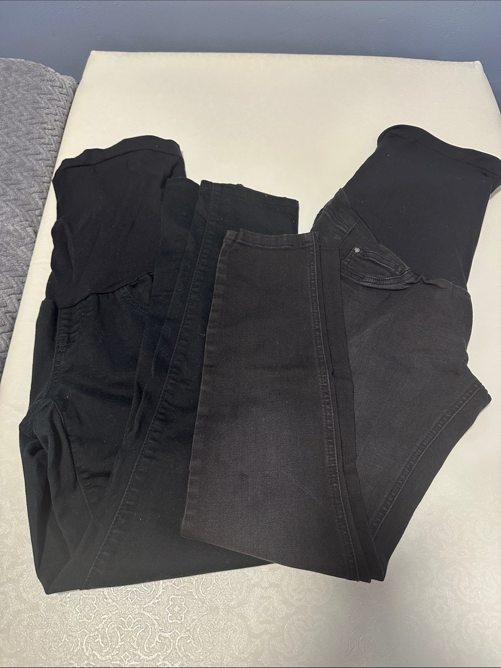 Black Women's Maternity Jeans - Versatile Everyday Stretch size M